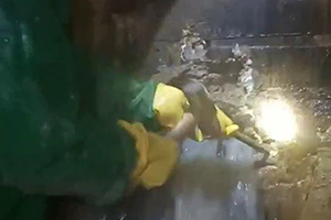 济南消防水池堵漏施工视频